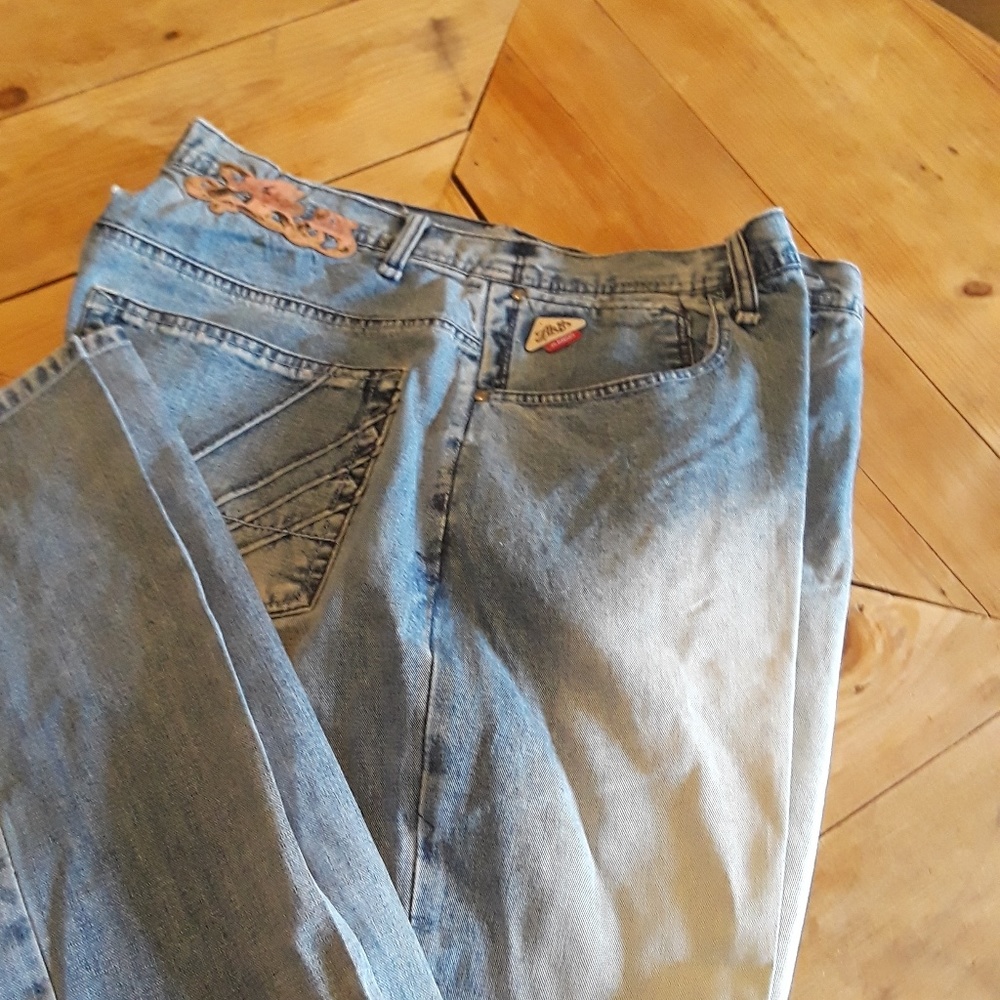 Akademiks jeans